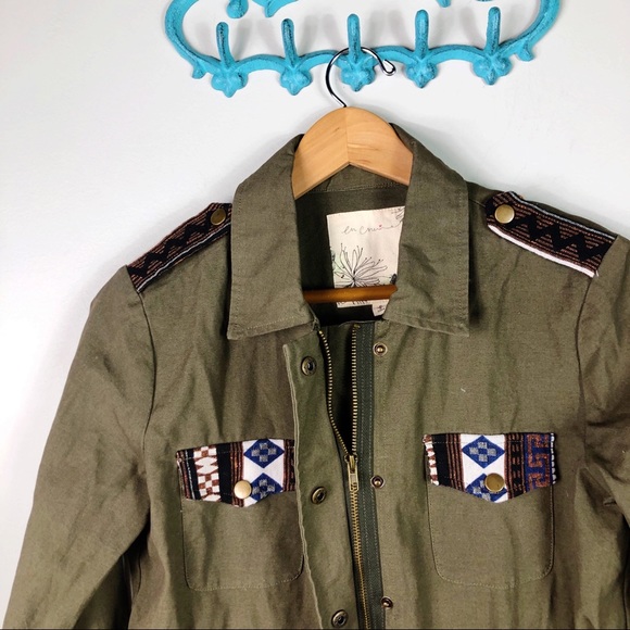 En Creme Embroidered Pocket Utility Jacket - Picture 4 of 5